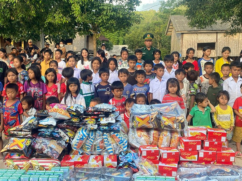 Nhập mã xác minh OTP từ email hoặc SMS