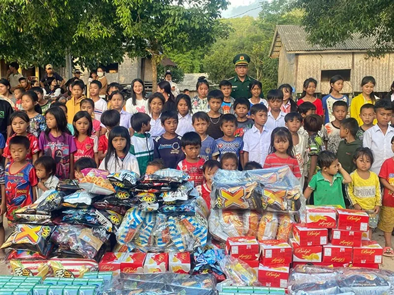 Nhập mã xác minh OTP từ email hoặc SMS