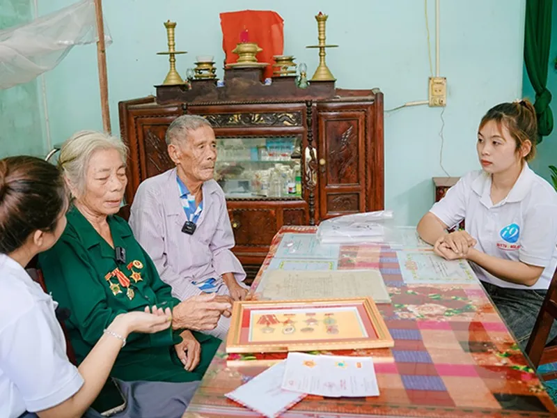 Hình ảnh đại diện cho những năm đầu thành lập của 888slot, với logo cũ và giao diện trò chơi đơn giản