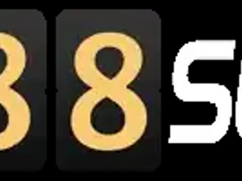 Giao diện nền tảng 888slot với các trò chơi và biểu tượng bảo mật